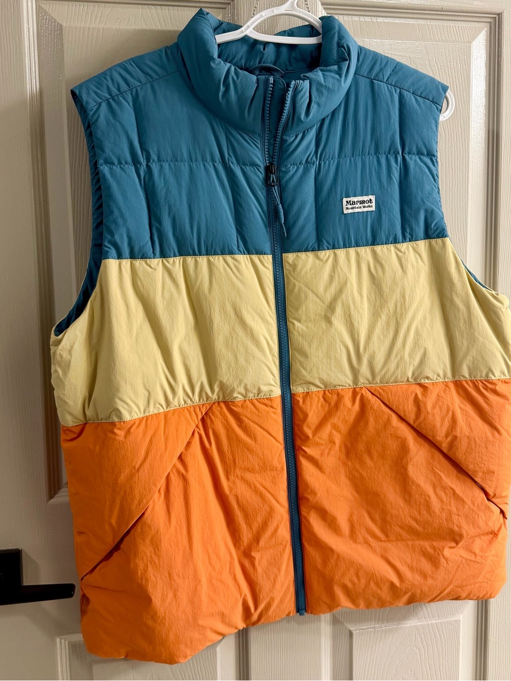 Marmot Men’s  Colorblock Puffer Vest - Teal/Yellow/Orange size L - NWOT